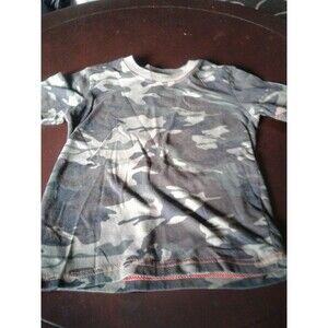 OT REVOLUTION Size XS 4/5 Boys Tee Shirt ARMY GREEN & BROWN CAMO Orange Thread